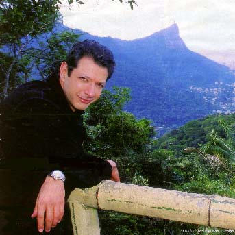 Jeff enjoys the view of Corcovado